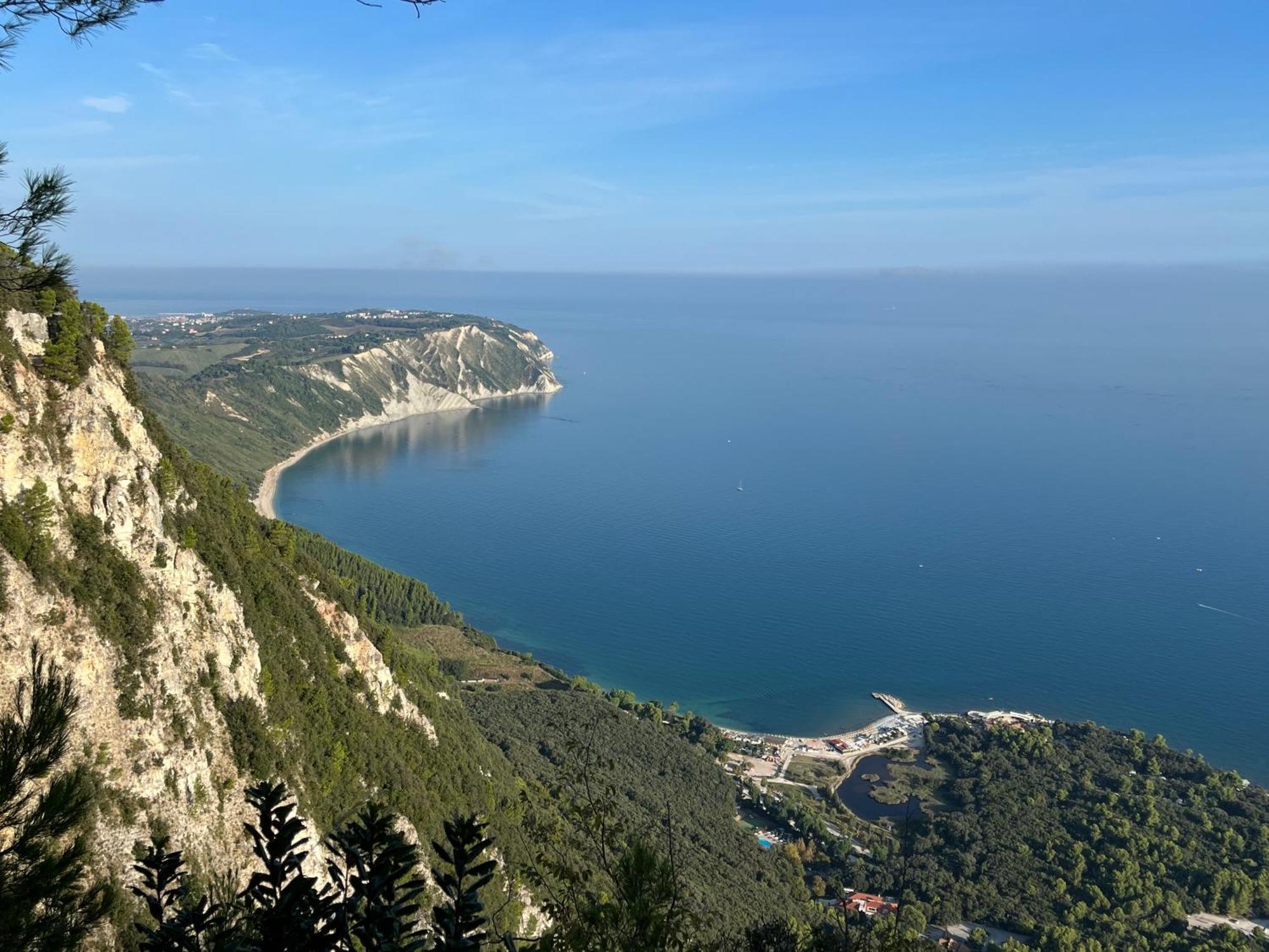 Fonte D'Olio Conero Relais Bed and Breakfast Sirolo Εξωτερικό φωτογραφία